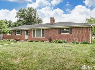 950 Gardner Rd, Dayton, OH 45429