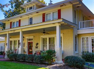 206 E Delta St, Jefferson, TX 75657