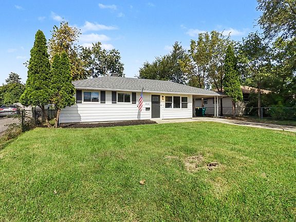 3rd image of 2313 Benedict Ave
