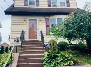 125 Carmita Ave, Rutherford, NJ 07070