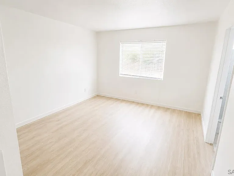 1515 S 40th St — Photo 5