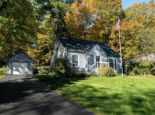885 Post Rd, Brookfield, WI 53005