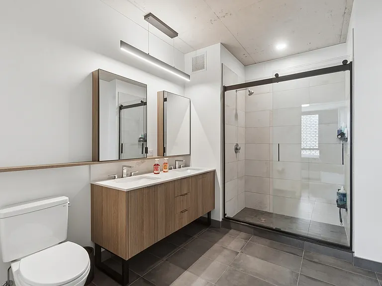234 W Polk St #2504 — Photo 9