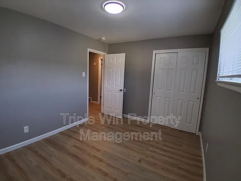 524 Acorn Dr — Photo 21