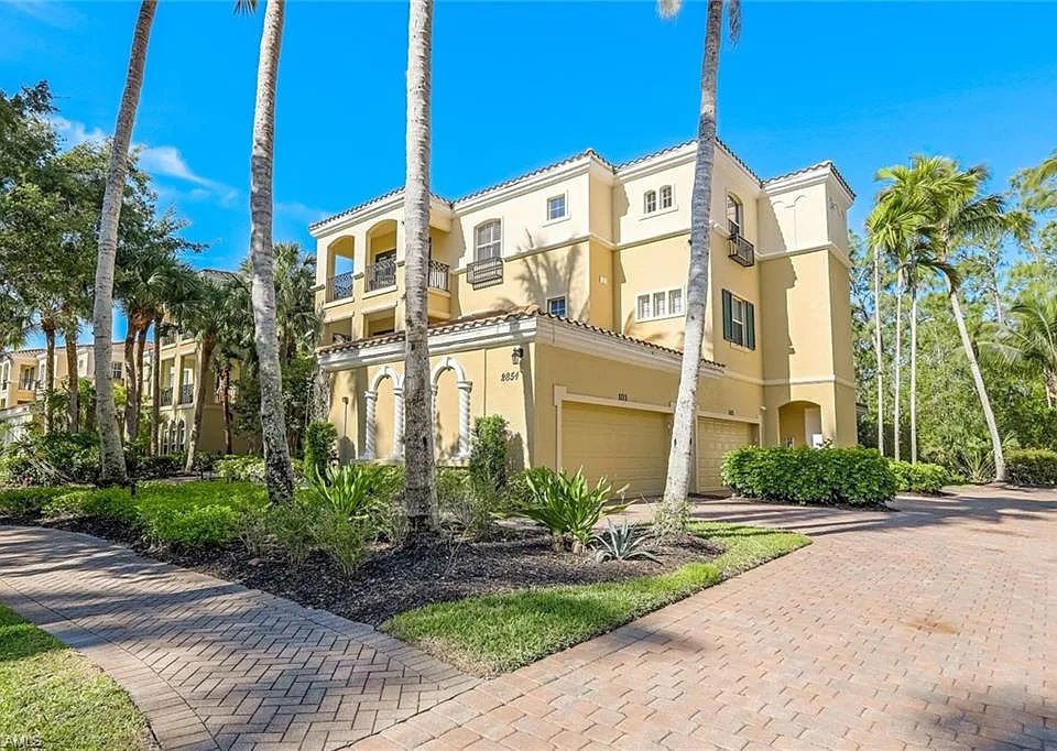 2851 Tiburon Blvd E #9-103