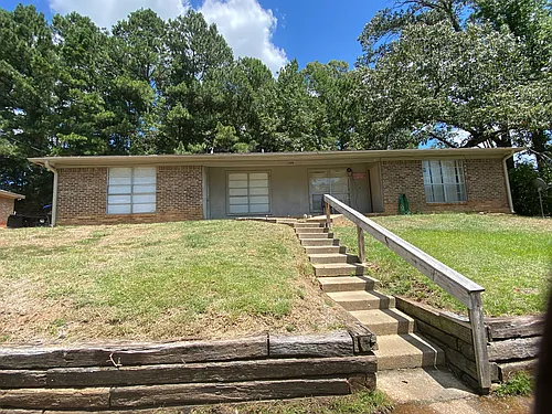 1208 Cheryl St #B Photo 1