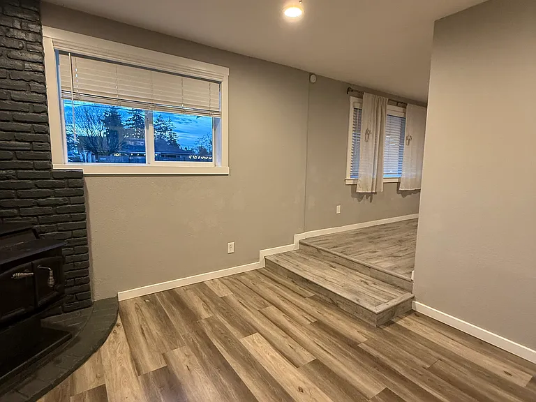 11615 Sheridan Ave S — Photo 13