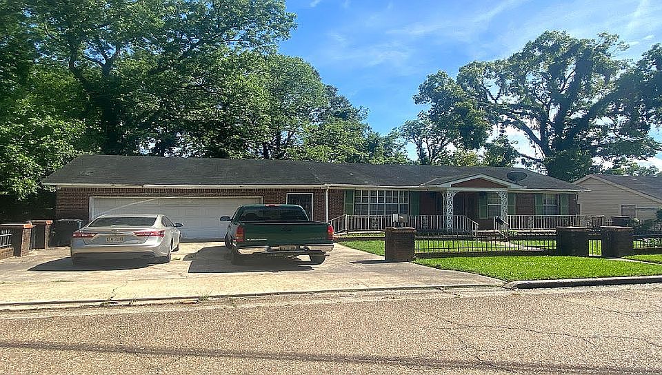 1358 East Ave, Vicksburg, MS 39180 Zillow