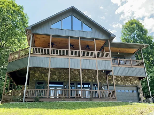 15343 Wayah Rd, Topton, NC 28781