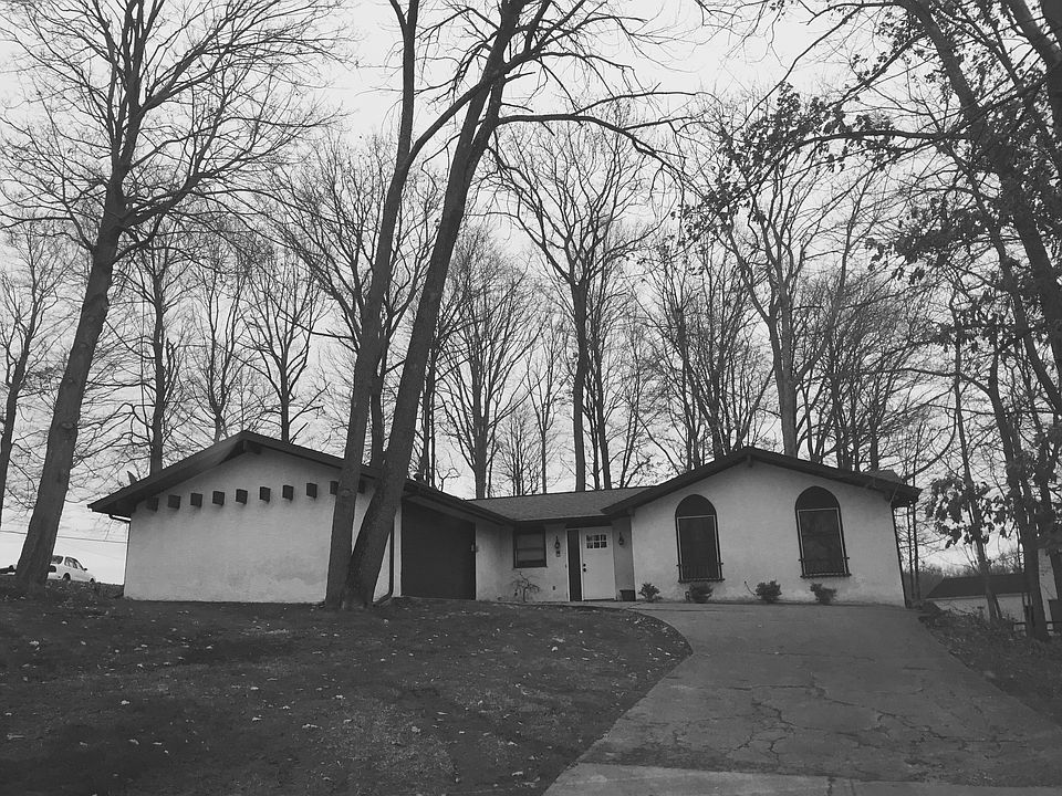 1st image of 1855 Cedar Cir