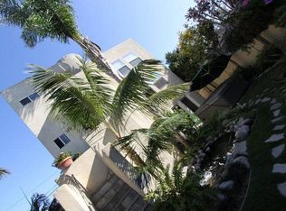512 1st St, Manhattan Beach, CA 90266