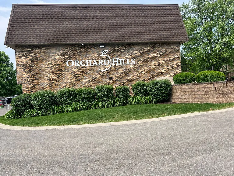 Orchard Hills Apartments — Photo 17