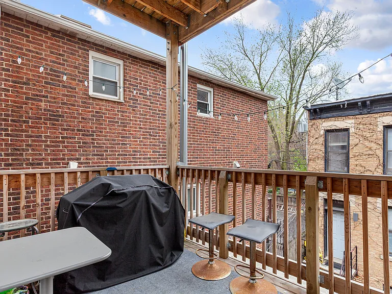 1839 N Halsted St #1F — Photo 15