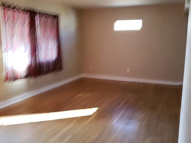 906 Madeira Dr SE — Photo 7