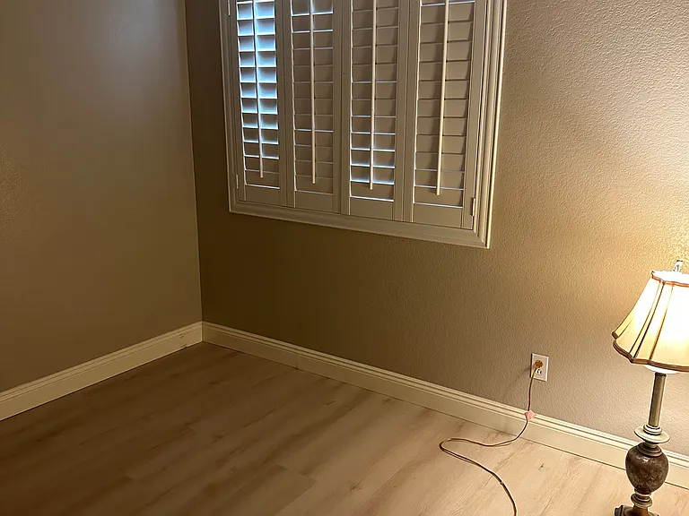 1120 E El Campo Grande Ave — Photo 1