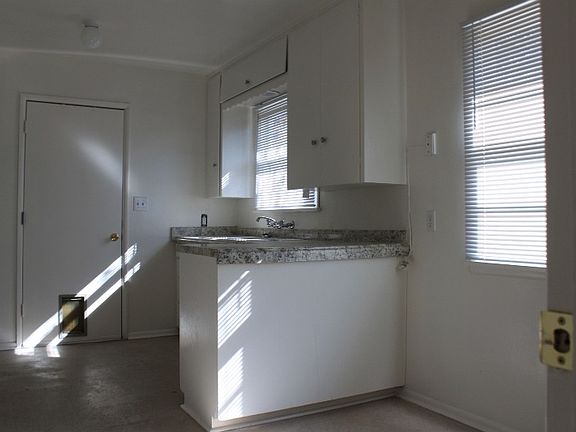 5th image of 24595 Richman Dr