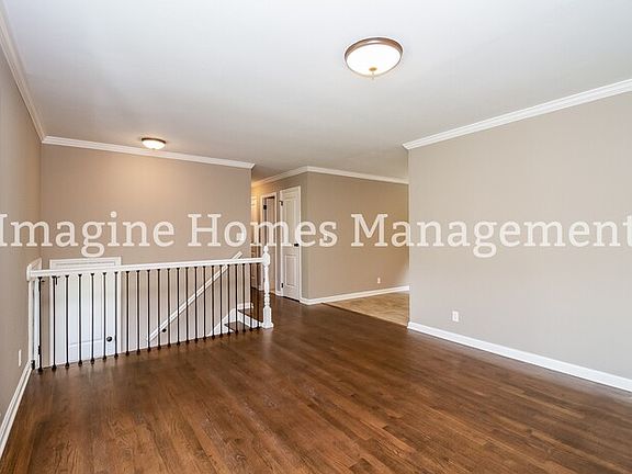 4th image of 1472 Montegor Dr