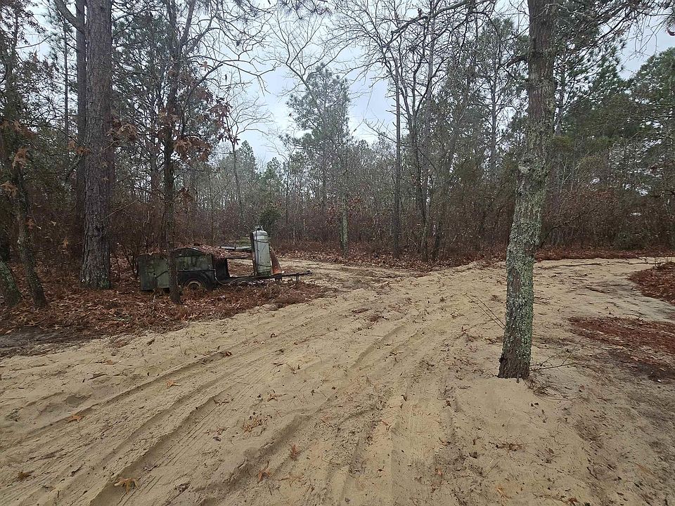 1st image of 165 Landfill Ln