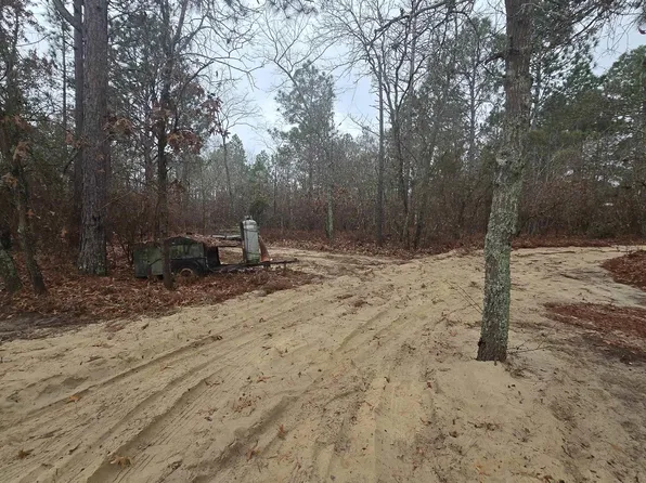 165 Landfill Ln, Lexington, SC 29073