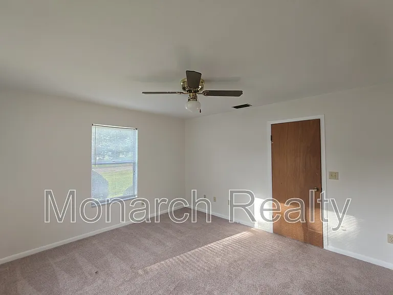 6133 NW 33rd St — Photo 16