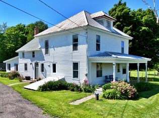 363 W Shore Rd, South Hero, VT 05486
