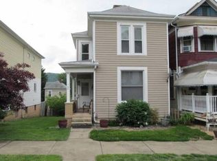904 Virginia St, Martins Ferry, OH 43935