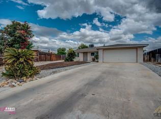 6016 Webb Way, Bakersfield, CA 93307