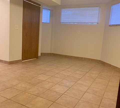 4th image of 8207 S Jeffery Blvd