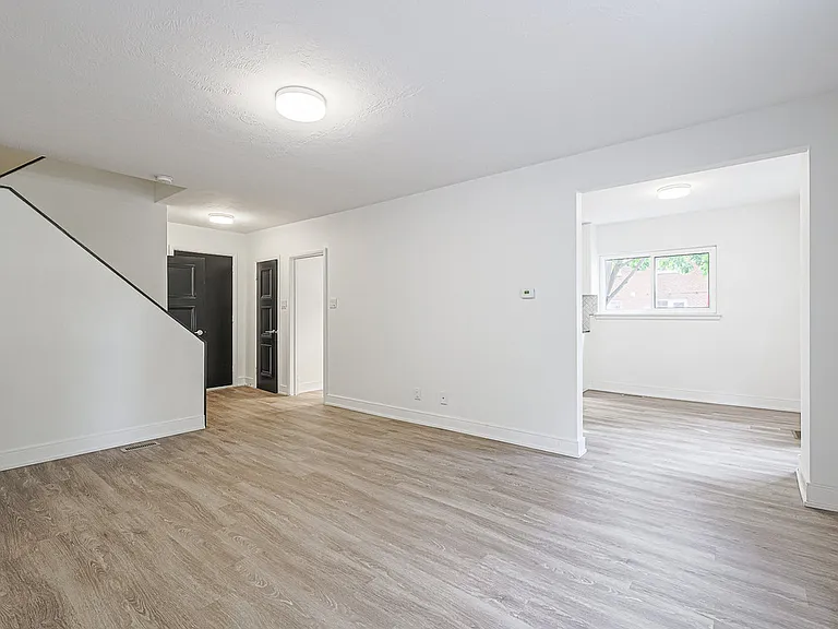 2029 Victoria Park Ave #2055-01 — Photo 3