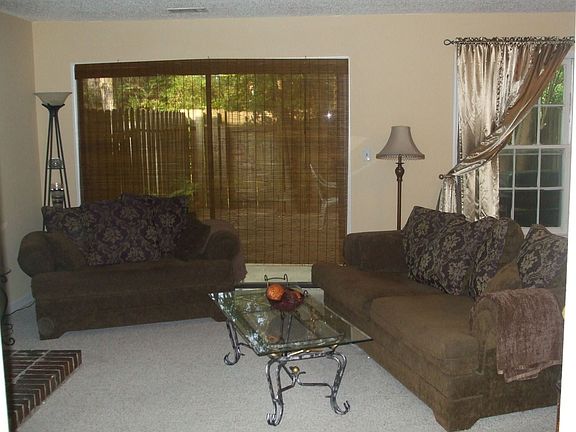 2nd image of 2790 Farmstead Rd SE