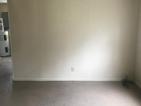 3rd image of 419 Thomas St
