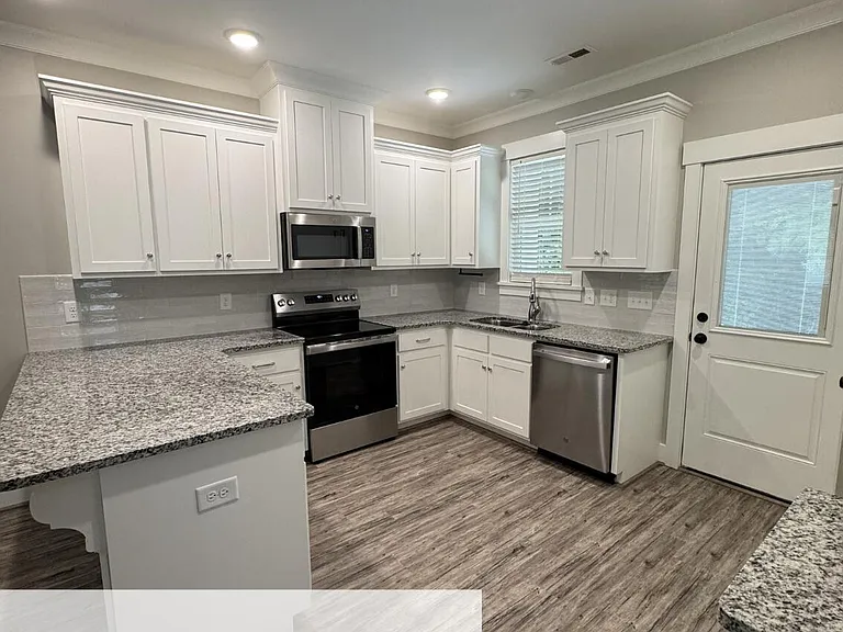 4115 Lake Wilson Rd N — Photo 8