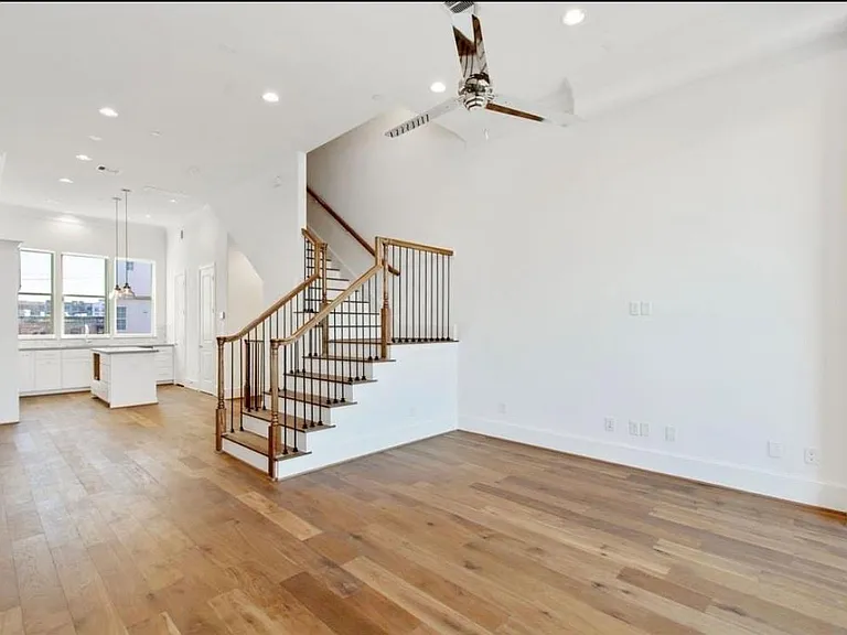 6037 Matthew Oaks Pl — Photo 9