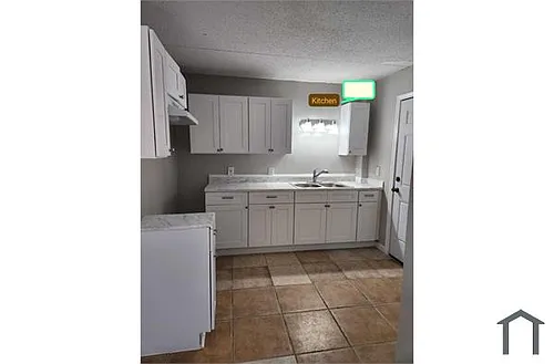 2851 Sophia St Photo 1