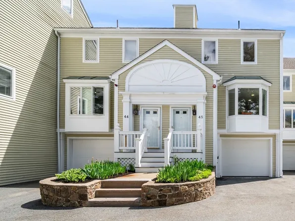 45 Abington Rd #45, Danvers, MA 01923