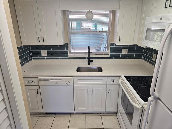 5th image of 4719 68th Ln N APT C