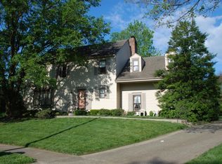 1308 Old South Ct, Lexington, KY 40503