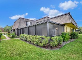 4185 Turnberry Cir APT 903, Lake Worth, FL 33467
