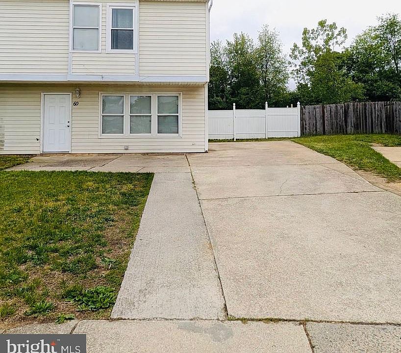 1st image of 60 Farmhouse Rd