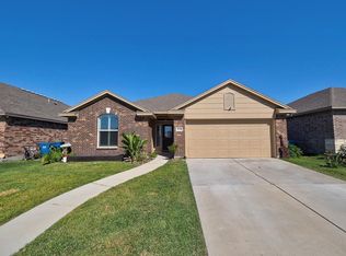 2228 Mangrove Dr, Portland, TX 78374