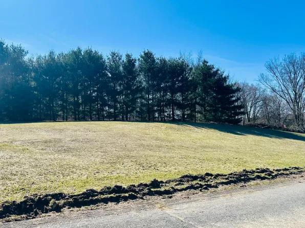 2234 Crest Haven Blvd #1, Berrien Springs, MI 49103