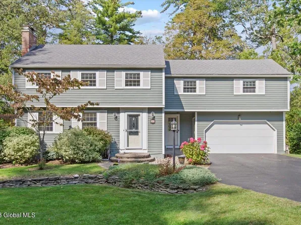 30 E Bayberry Road, Glenmont, NY 12077