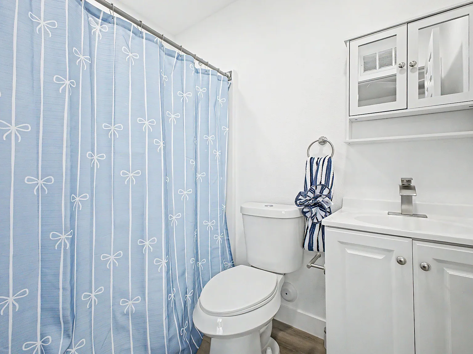 4 bed, 6.0 bath, 1470 sqft, $1,248 — Photo 2