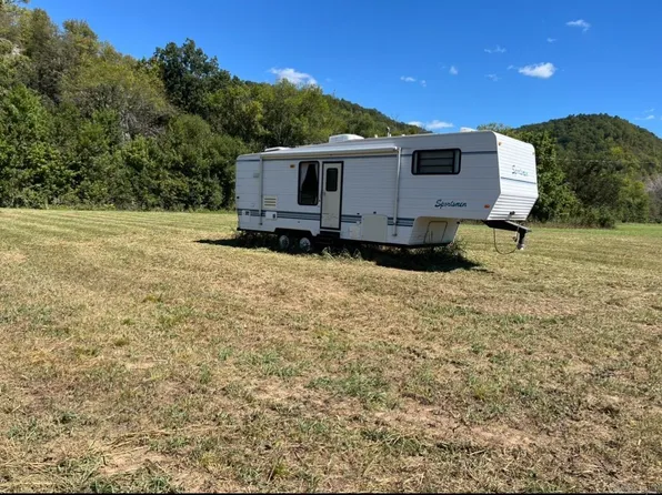 451 White River Run, Melbourne, AR 72540