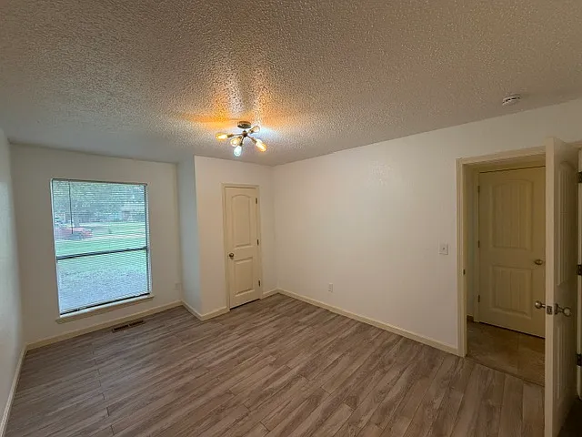 12301 Arrowhead Ter — Photo 18