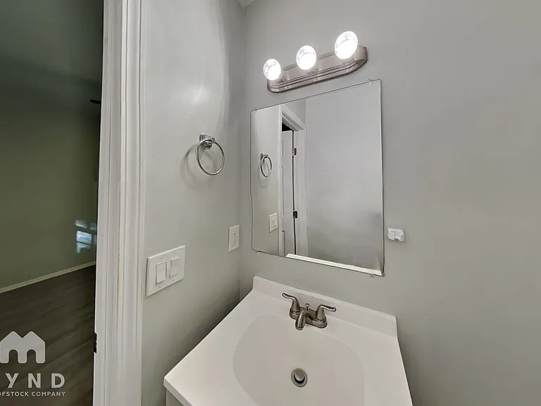4484 Bonnie Glen Ct — Photo 17