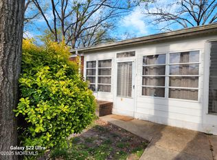 98B Edinburgh Ln, Lakewood, NJ 08701