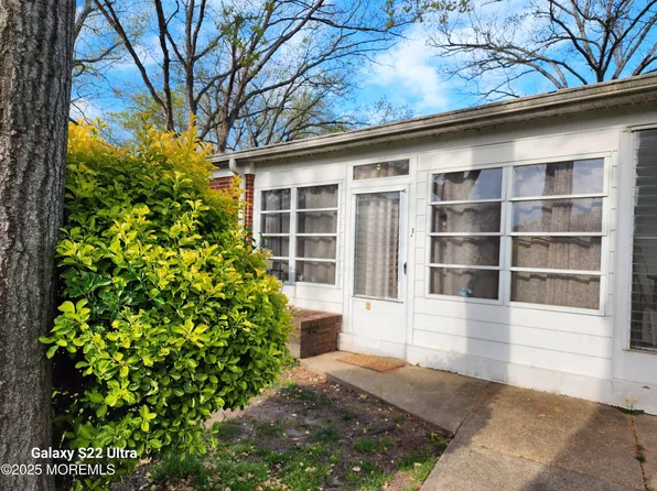 98B Edinburgh Lane, Lakewood, NJ 08701