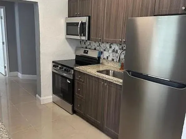 1558 NW 5th Avenue, Pompano Beach, FL 33060