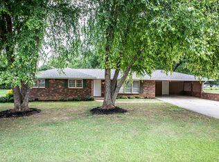 6 Green Acre Ln, Cartersville, GA 30121